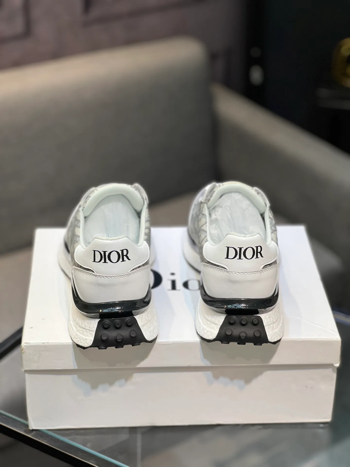 💰¥440【Dior】🔝The latest masterpiece of high-end men's shoes brand: original special cloth fabric imported from Italy + cowhide + imported sheepskin lining🔥Original toe-cap rubber outsole Soft and comfortable, making walking more convenient and comfortable! Size: 38-44 (45 can be customized)